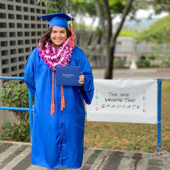 Meet your Posher, Jade - Picture 2 of 3